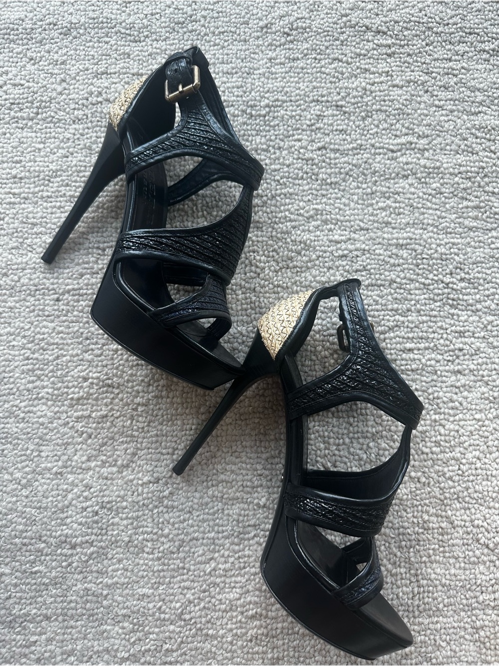 Burberry Raffia & Black Leather Strappy High Platform Sandals- Never Worn - Picture 6 of 8